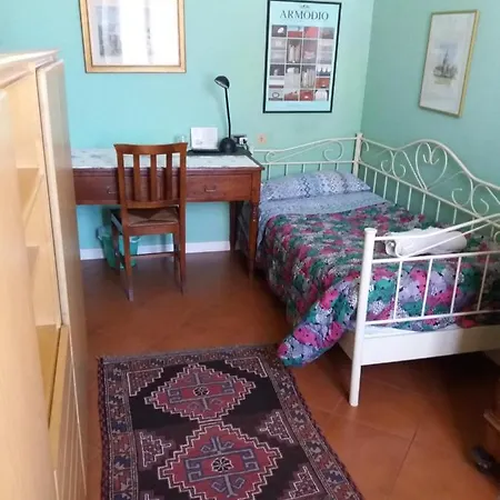 B&B 